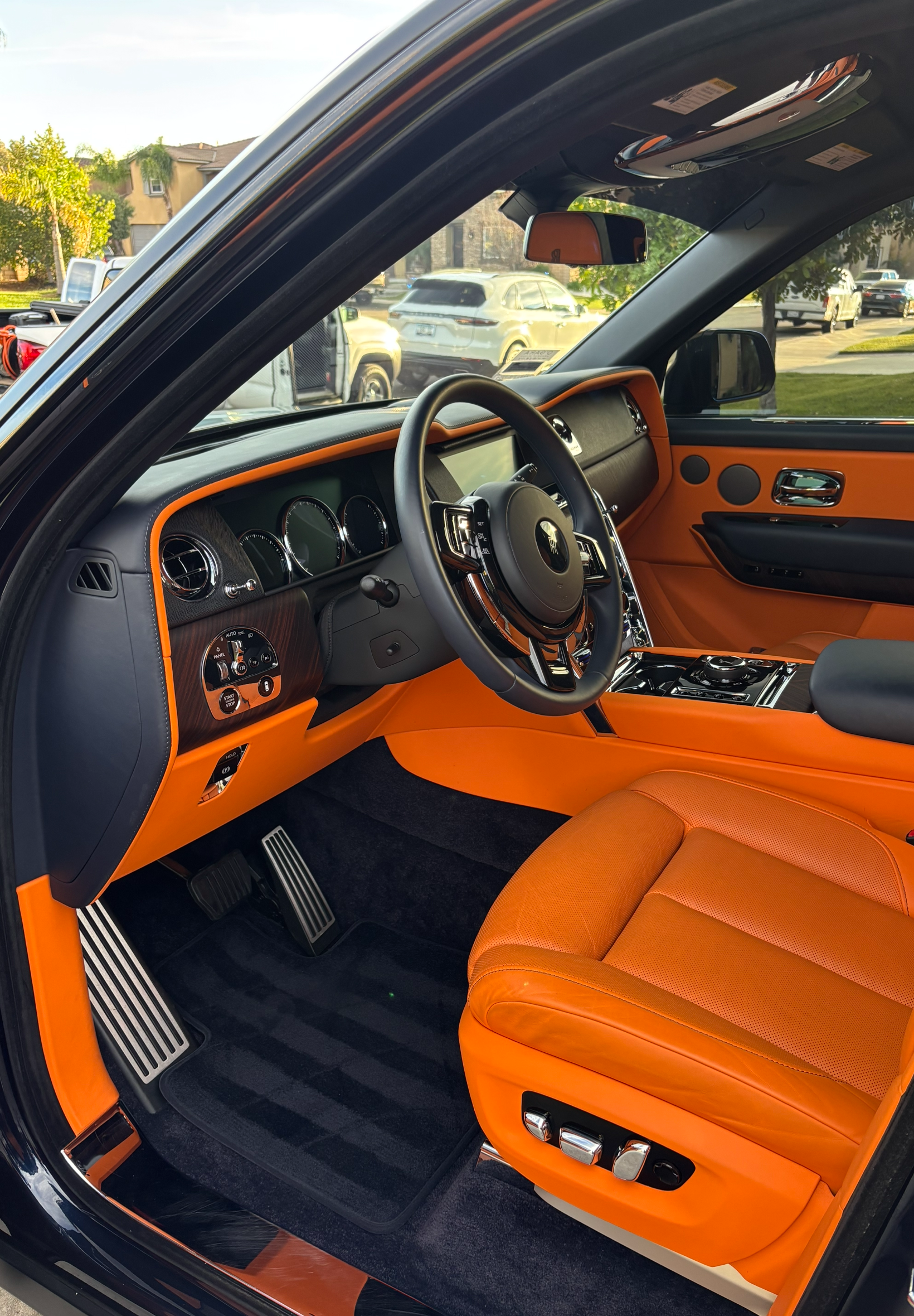 Polished vehicle exterior detail work